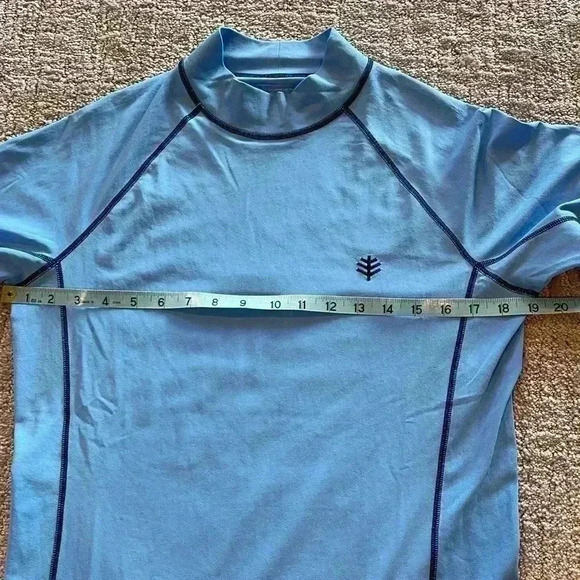 Coolibar - UV Swim Shirt for Men, Long Sleeve, Tulum Rash, Surf Blue, Size Small - Picture 8 of 13